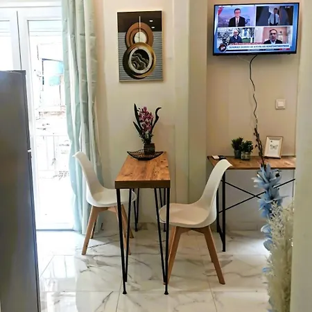 1 Apartment *